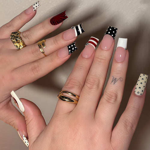 Dekorative französische Spitzen-Nagelkunstverlängerungen Karnz
