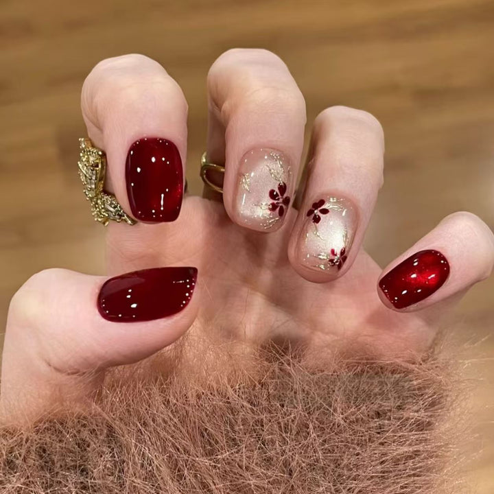 Elegantes Florales Nagelkunstset Karnz