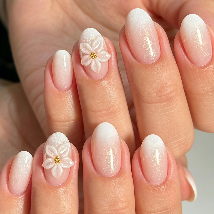 Elegante florale Nagelkunst Karnz