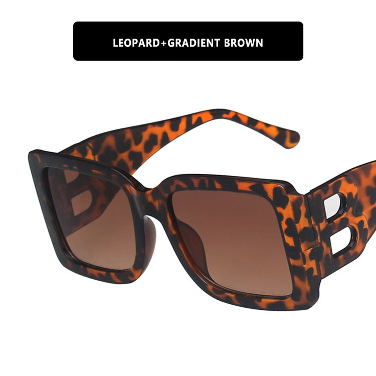 Damen modische Sonnenbrille im trendigen Leopardendesign Karnz