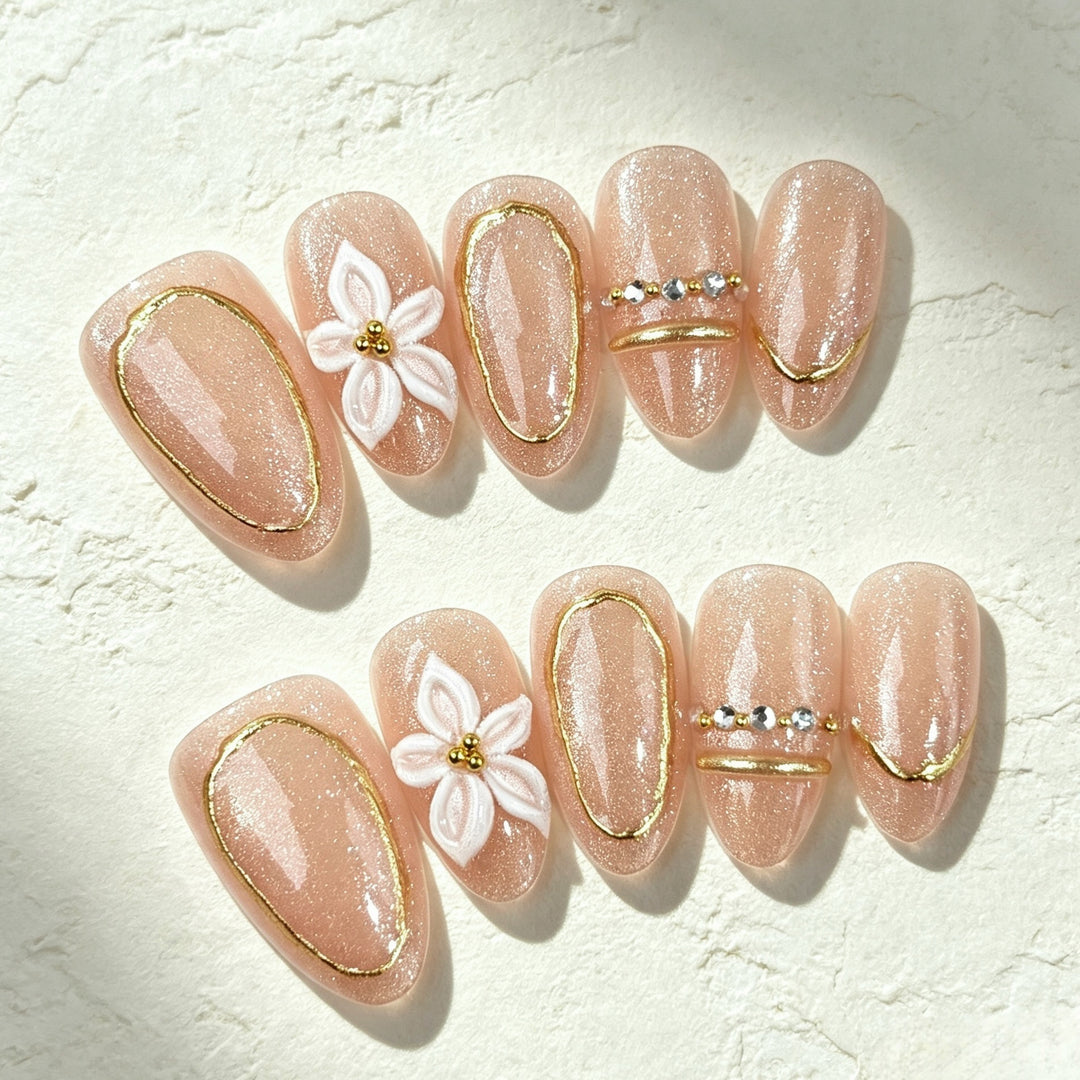 Elegante mit Edelsteinen verzierte Press-On Nagelset