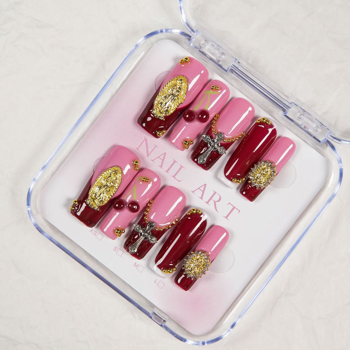 Dekorative Press-On Nagelkunst Set mit einzigartigen Verzierungen
