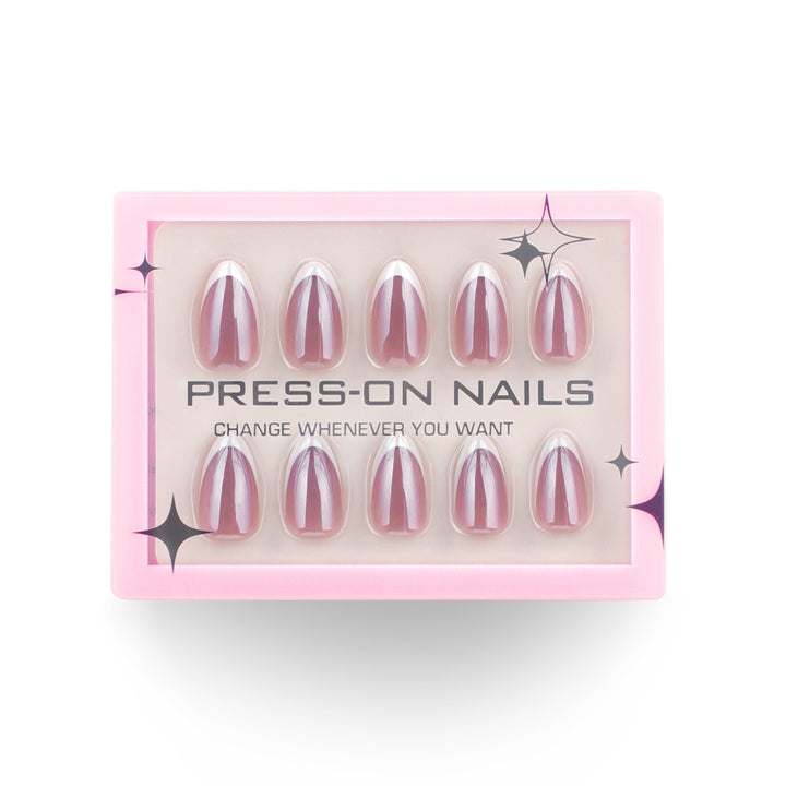 Künstliche Nagelverlängerungen im eleganten Design Karnz