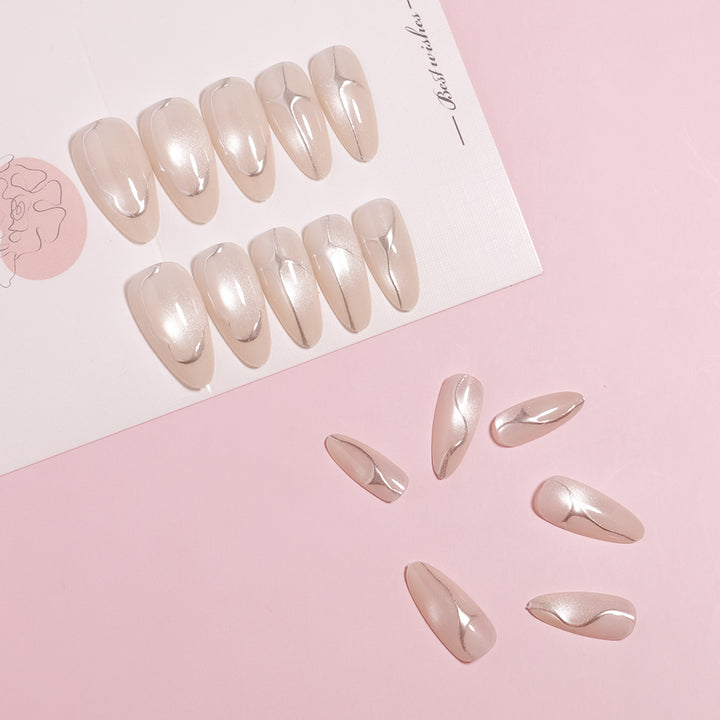 Premium Stiletto-Nagelkunst-Set mit Chrome-Akzenten Karnz