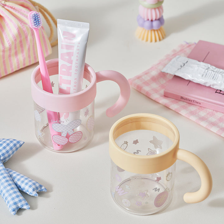 Kinderbecher mit Niedlichem Wolkenmotiv Karnz