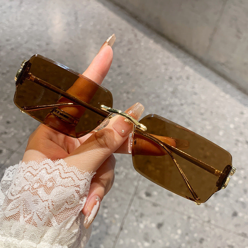Damen elegante quadratische Sonnenbrille mit stilvollem Schildkrötenmuster und UV-Schutz Karnz