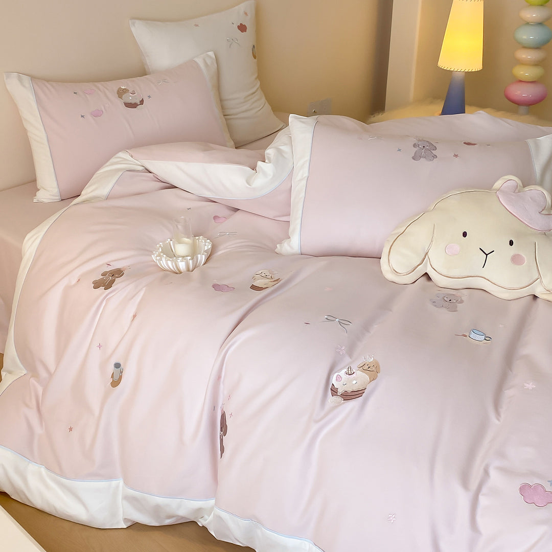 Kinder-Bettwäsche-Garnitur aus Baumwollsatin mit niedlichen Tierprints, Satinkante und extraweichem Finish