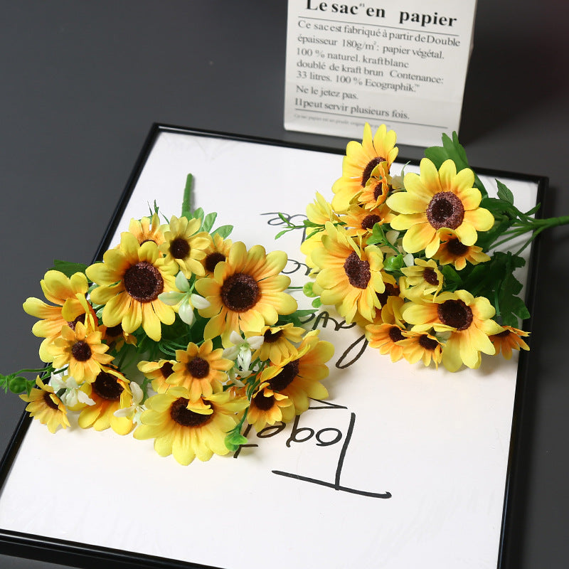 Dekorative Kunst-Sonnenblumen-Bouquet für die Heimdekoration
