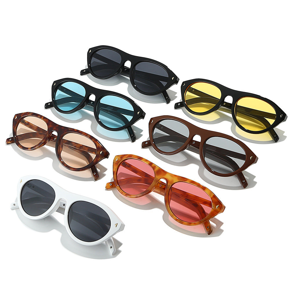 Retro-inspirierte geometrische Sonnenbrille Karnz