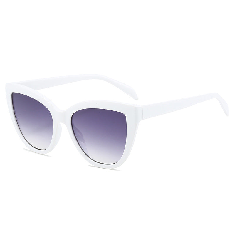 Damen Cat-Eye Sonnenbrille mit transparentem Rahmen und UV-Schutz Karnz
