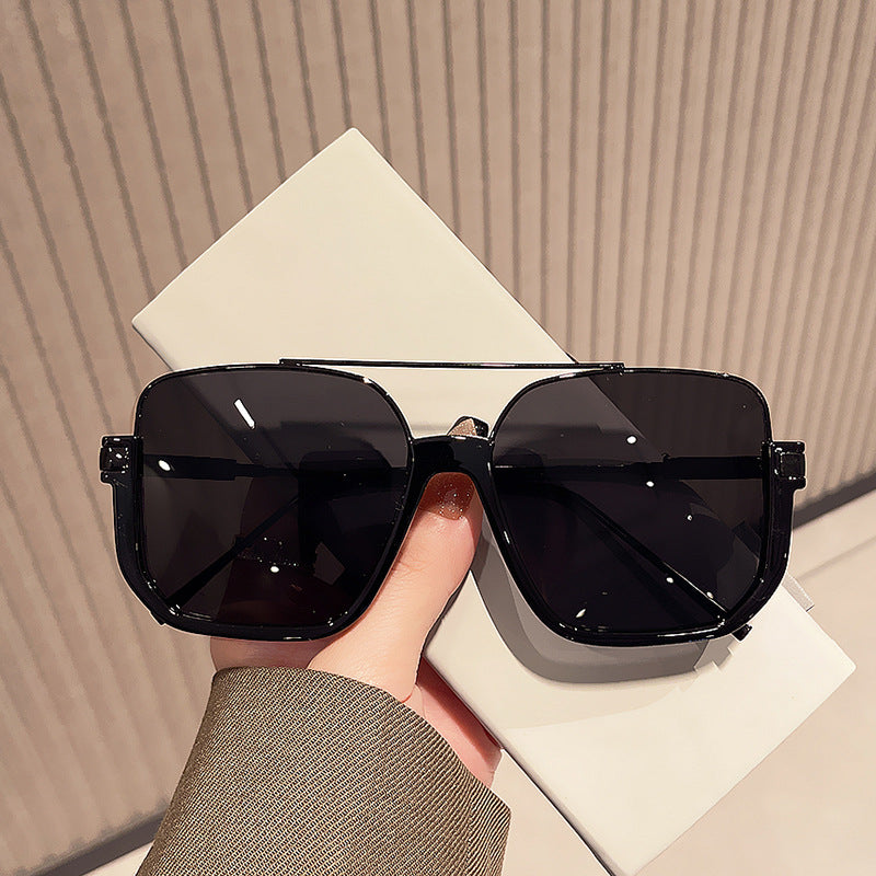 Damen oversized Sonnenbrille mit trendigem quadratischen Rahmen und schützendem UV-Filter Karnz