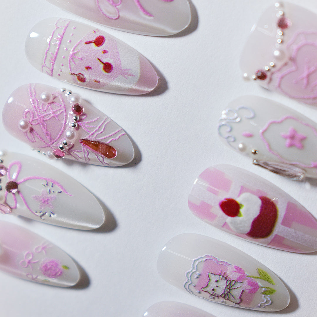 Dekoratives Press-On Nail Art Set Karnz