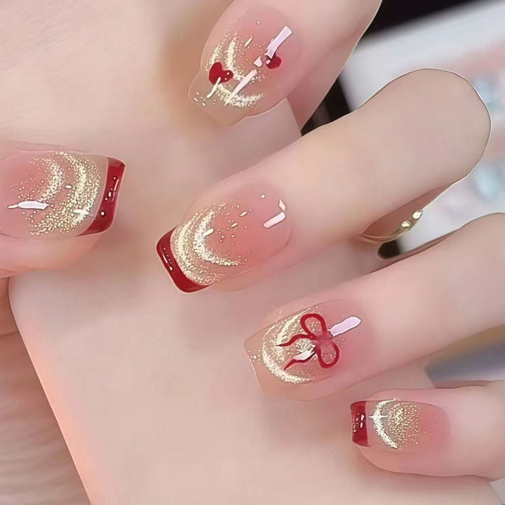 Herz-Themen Press-On Nagelkunst
