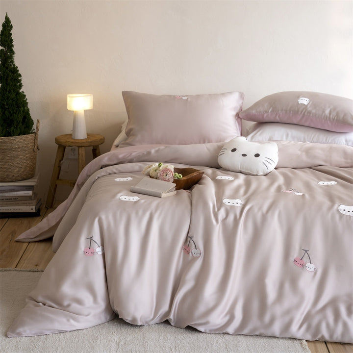 Satin-Bettwäsche-Set mit feinen Ballon- und Tierstickereien