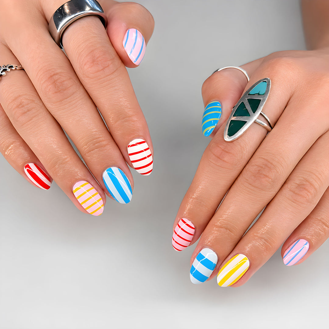 Gestreiftes Nagelkunst Design Kit