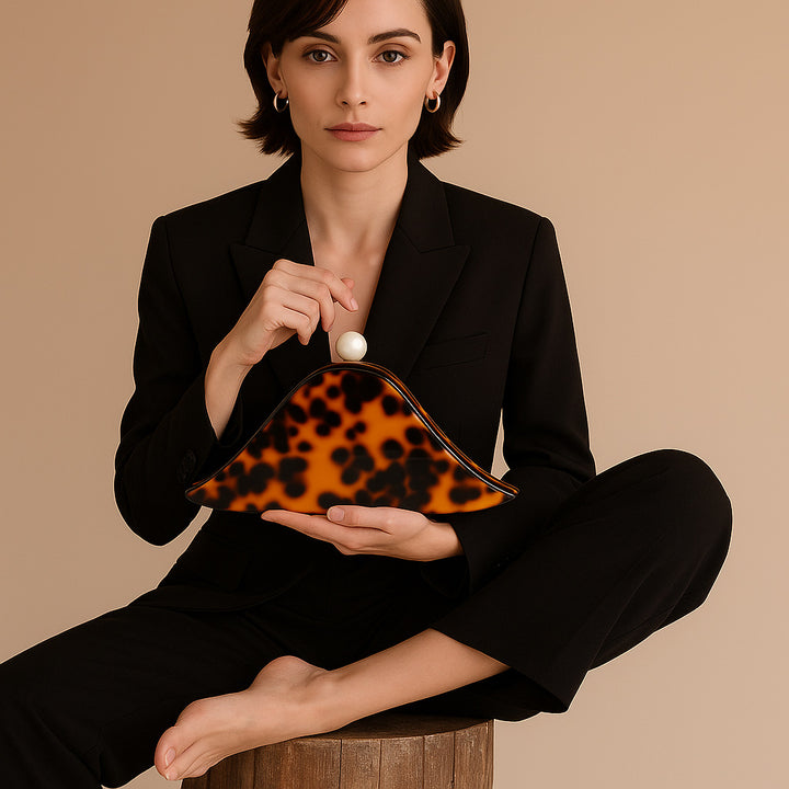 Künstlerische Harz Clutch