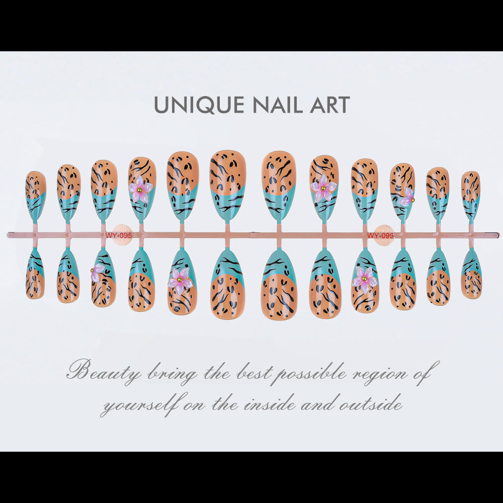 Creative Artistic Press-On Nagelset Karnz