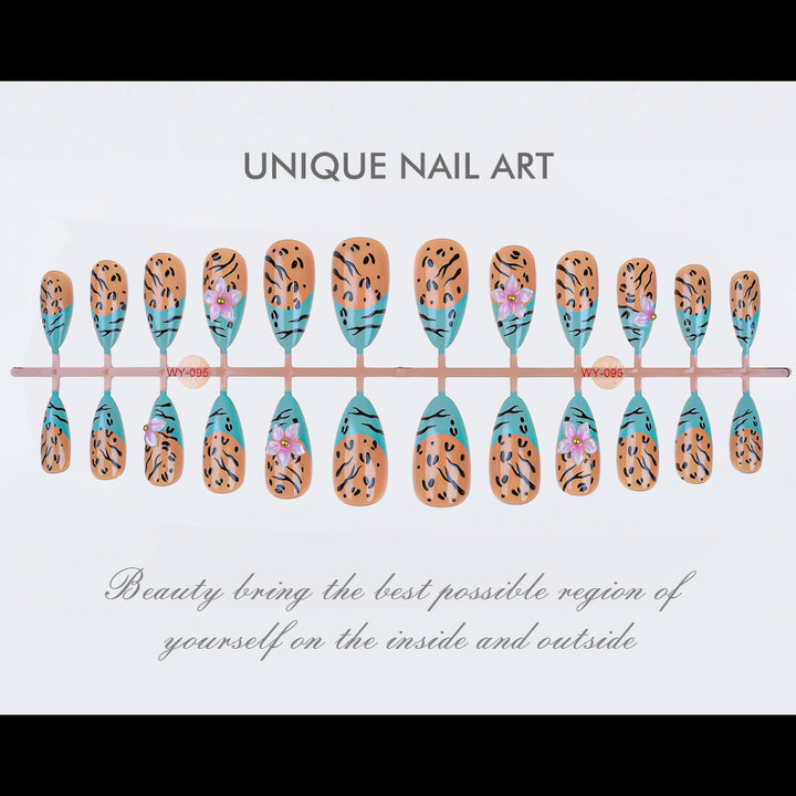Creative Artistic Press-On Nagelset Karnz