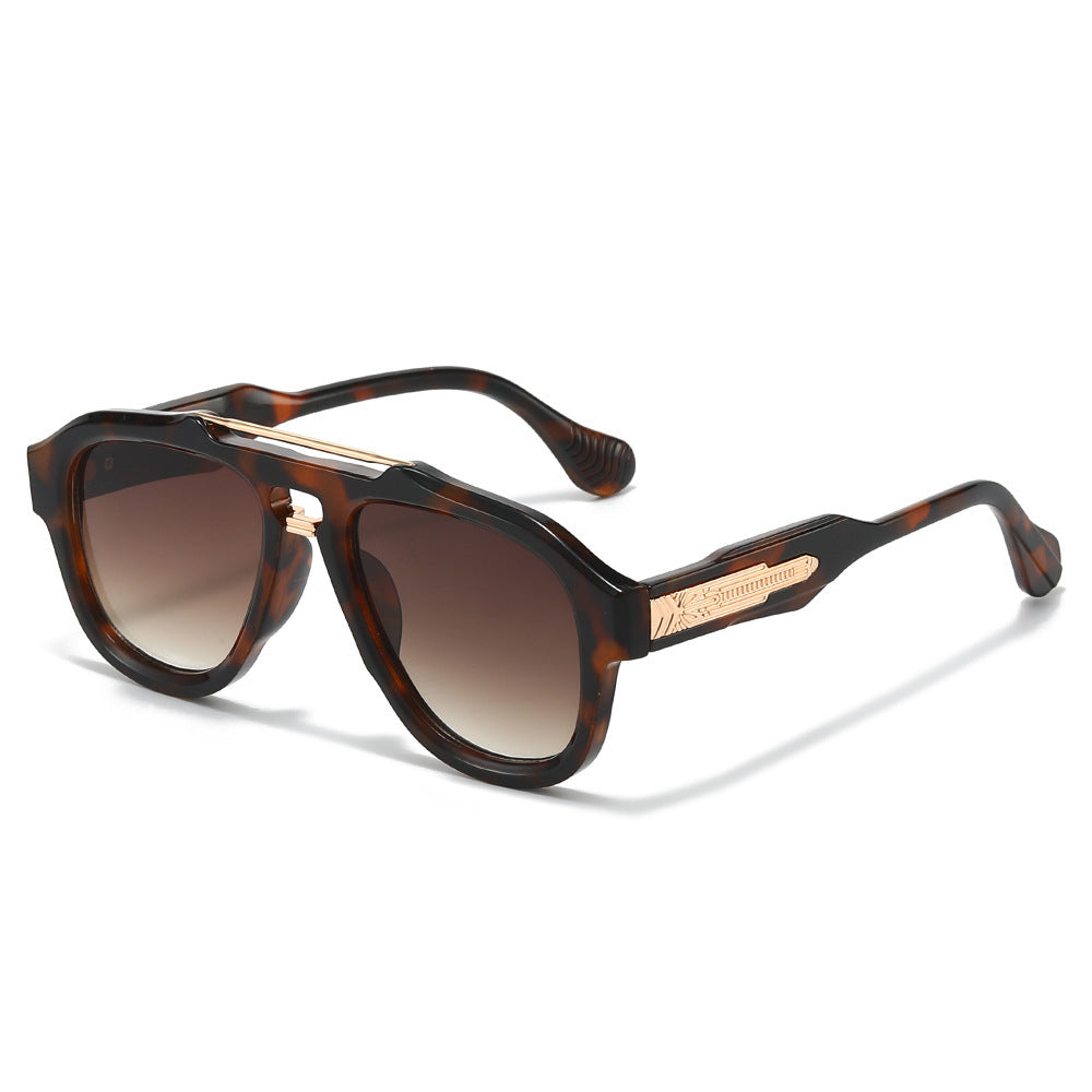 Modebewusste semi-transparente Schild-Sonnenbrille Karnz