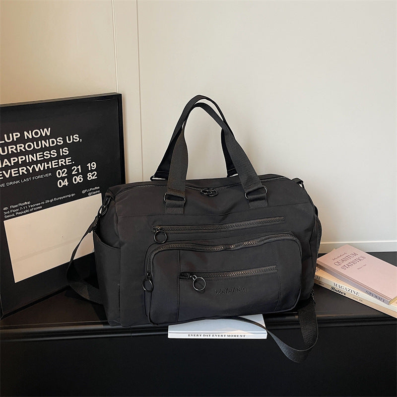 Geräumige multifunktionale Reisetasche