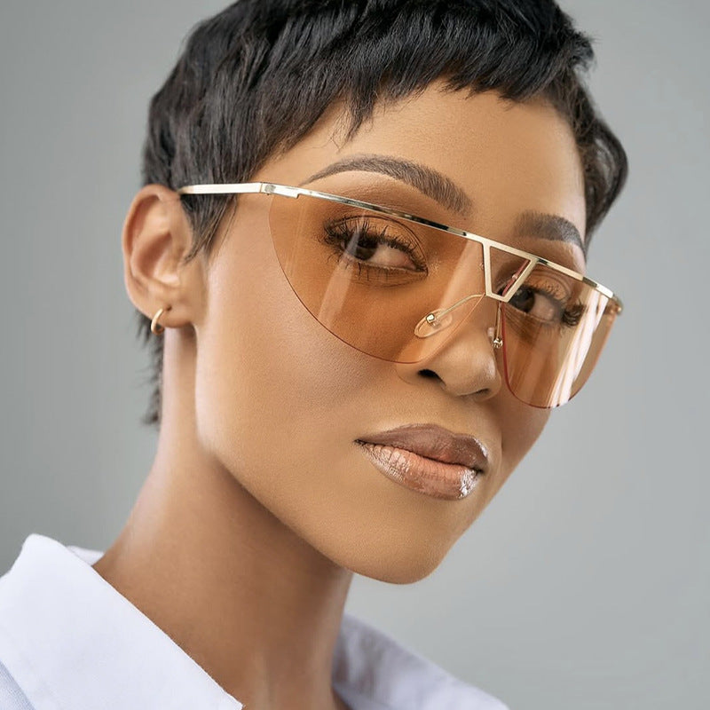 Damen futuristische Sonnenbrille mit schützendem Metallrahmen Karnz