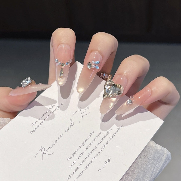 Elegante Dekorative Press-On Nagelkunst Karnz