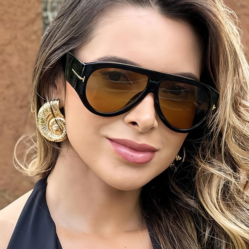 Damen modische oversized Sonnenbrille im Retro-Stil Karnz