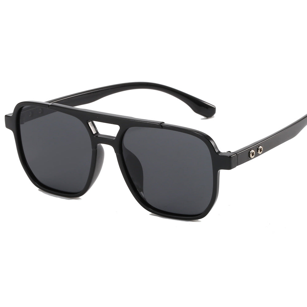 Damen modische Brille im robusten Sportdesign Karnz