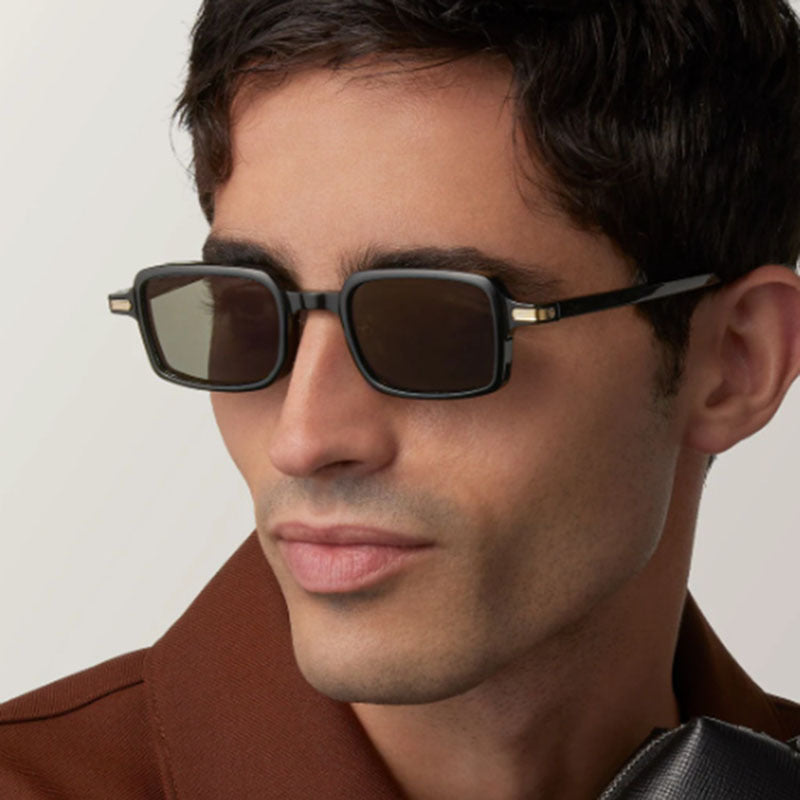 Damen quadratische Sonnenbrille mit schützendem UV-Filter und robustem Rahmen Karnz
