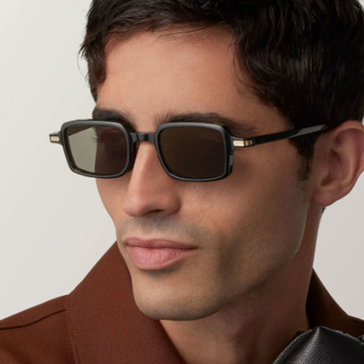 Damen quadratische Sonnenbrille mit schützendem UV-Filter und robustem Rahmen Karnz