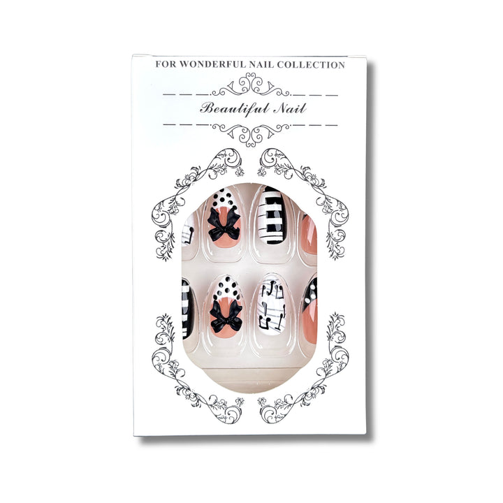 Stylisches Themen-Press-On-Nagel-Set