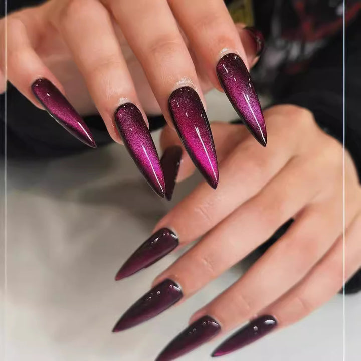 Premium Stiletto Press-On Nail Set mit reflektierendem Finish Karnz