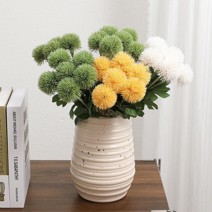 Dekorative Kunstblumen Karnz