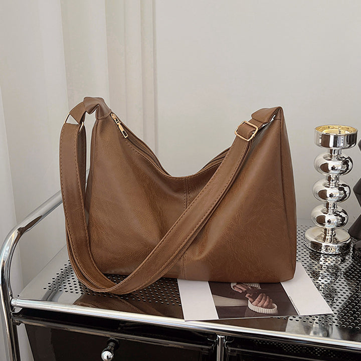 Schlichte lässige Schultertasche