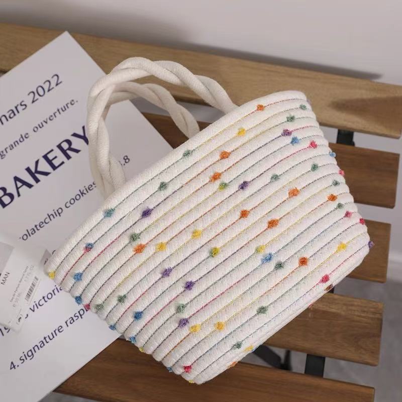 Damen Handtasche mit buntem Punktedezorn Karnz