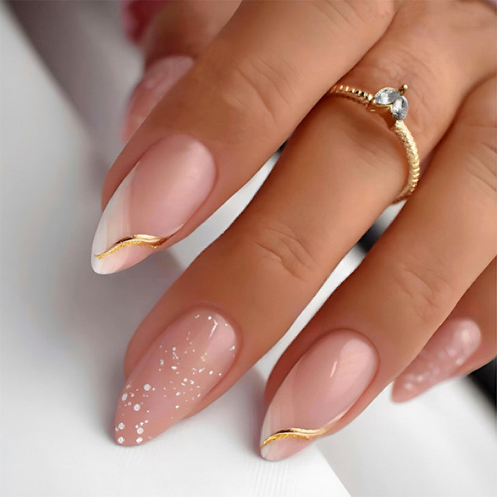 Premium Dekorative Druck-Nagel-Set mit Glitzer und goldenen Akzenten Karnz