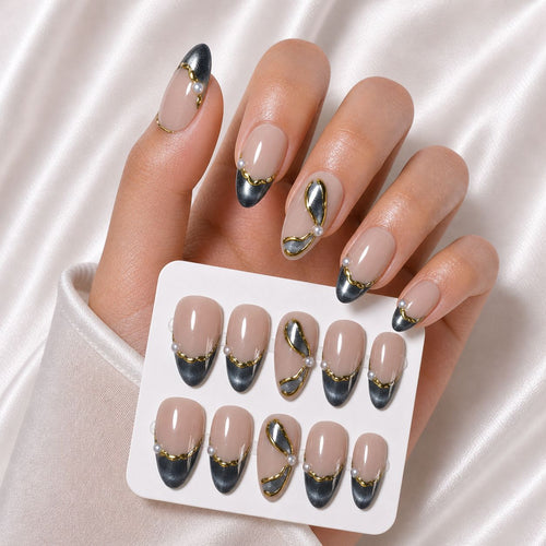 Elegantes Press-On Nagelset Karnz