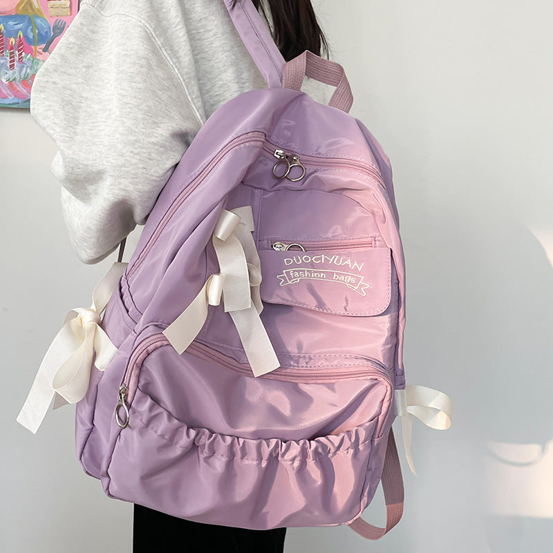 Stylischer Rucksack mit Schleifenverzierung Karnz