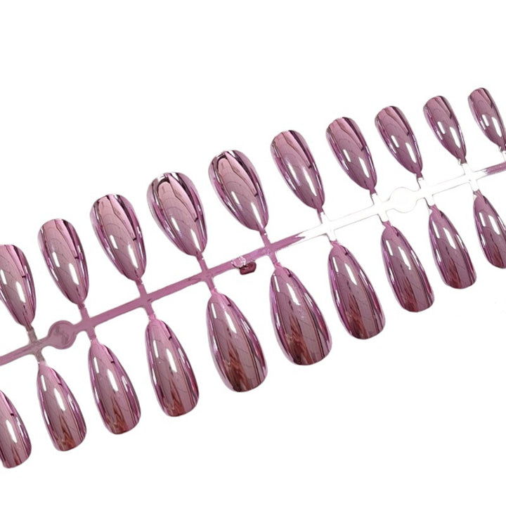 Elegante Stiletto Press-On Nägel Set Karnz