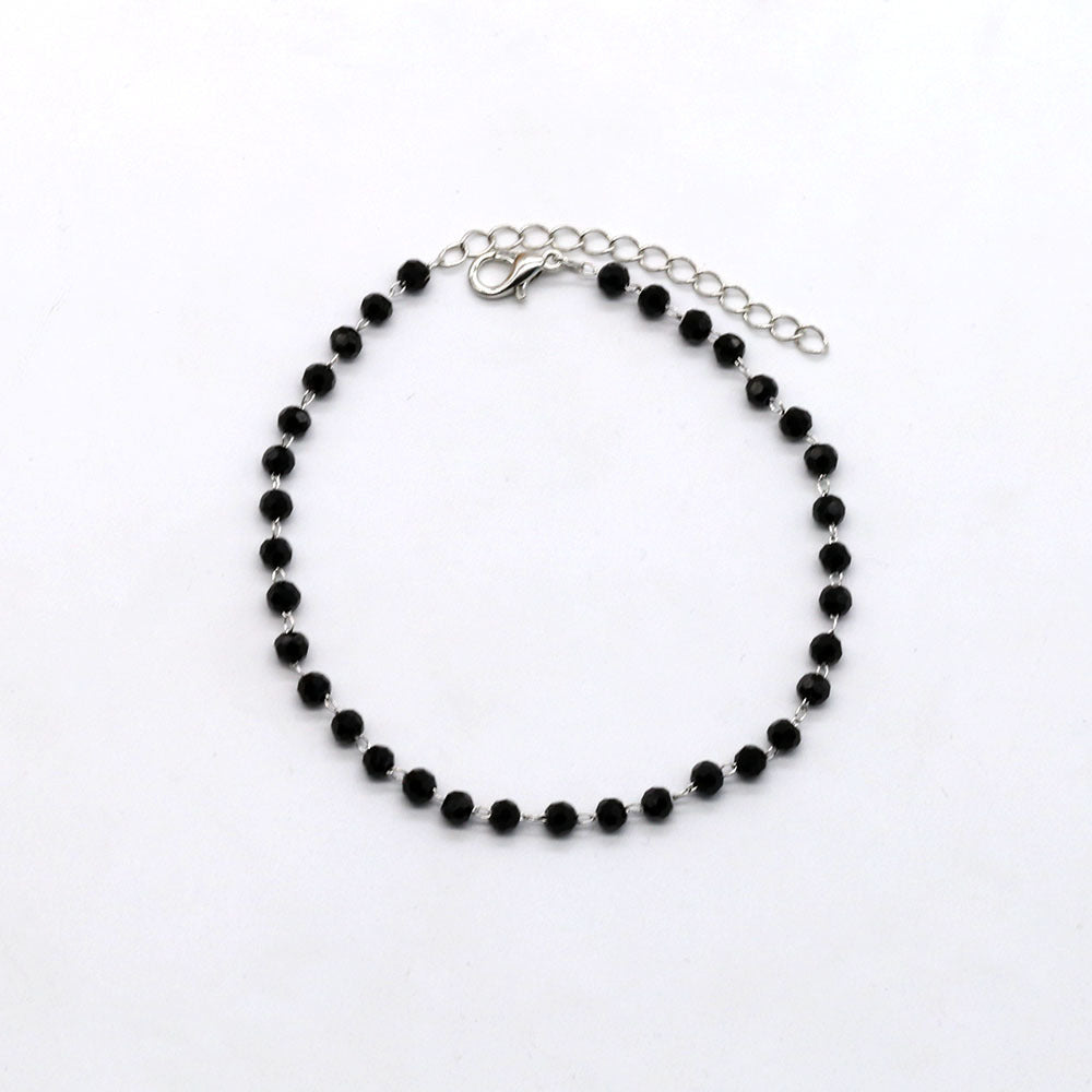 Schwarzes Perlenarmband Karnz
