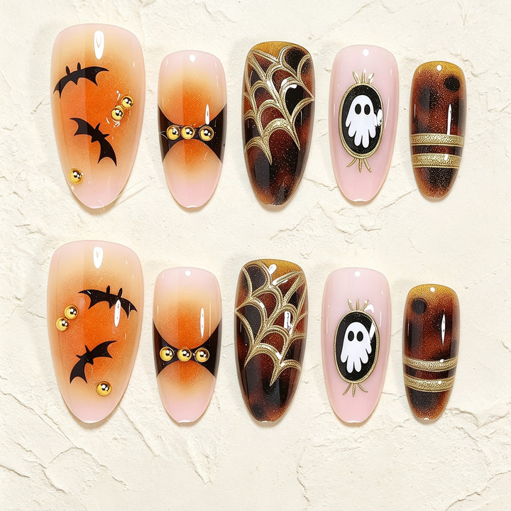 Halloween Dekorative Nagelkunst Karnz