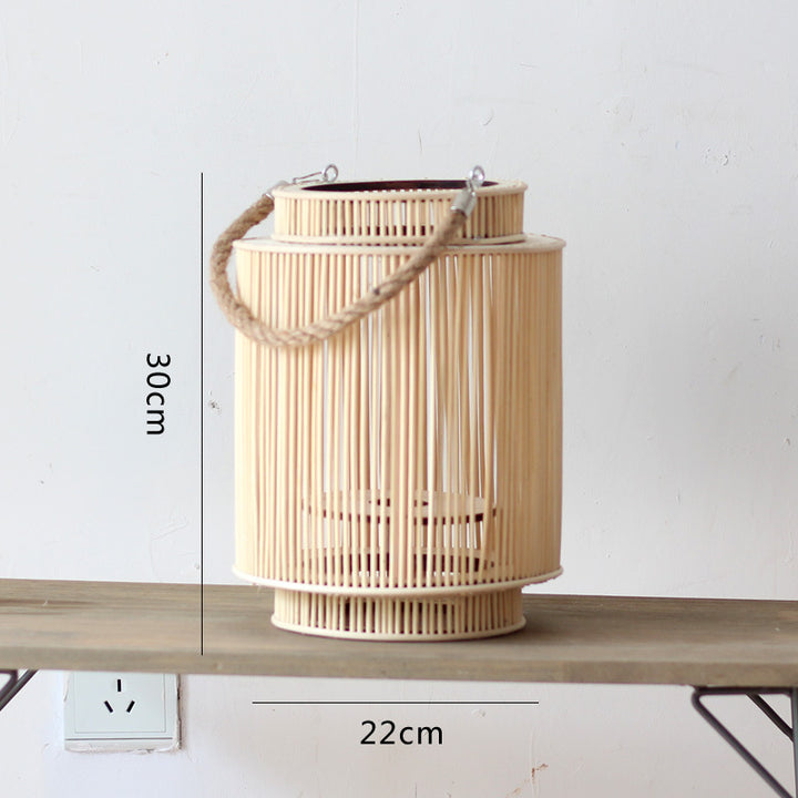 Dekorative Laterne aus geflochtenem Material Karnz