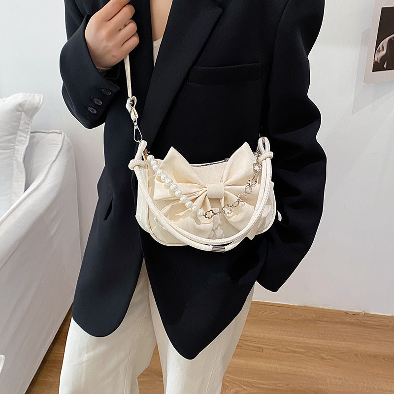 Elegante mit Schleife verzierte Handtasche Karnz