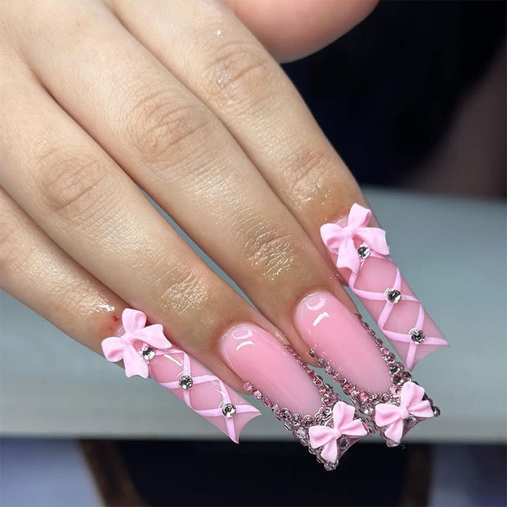 Dekorativer Press-On Fingernagelset mit elegantem Bogen und Juwel-Akzenten Karnz 1788496283
