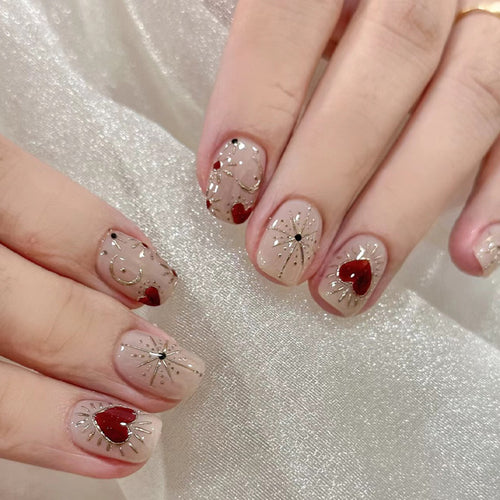 Dekoratives Herz-verzierte Press-On Nail Set