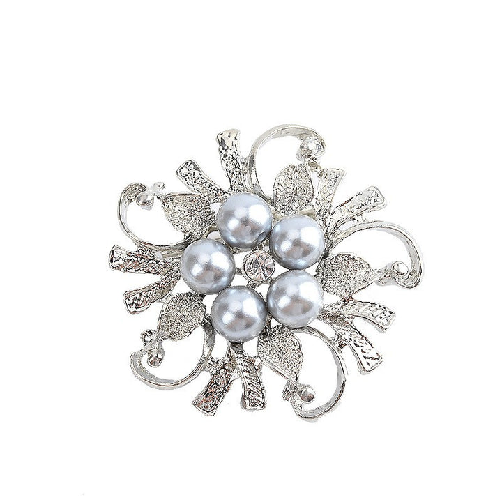 Glamouröse Brosche mit Perlenset Karnz