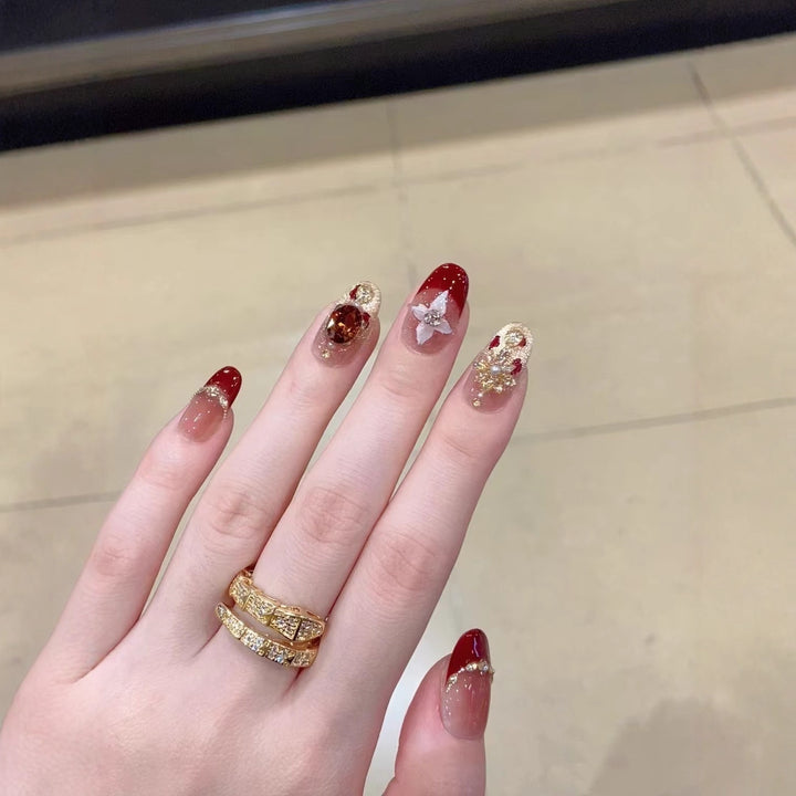 Künstlerische, urlaubsbezogene Nagelkunstverlängerungen