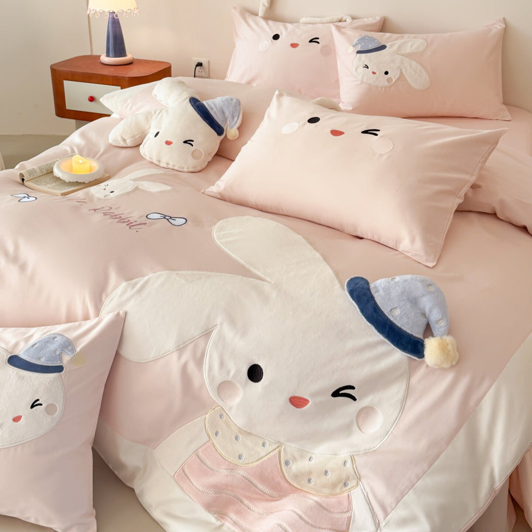 Niedliches Kaninchen besticktes Baumwollsatin Bettbezug-Set mit Plüsch-Applikationen und Ohr-Kissenbezügen