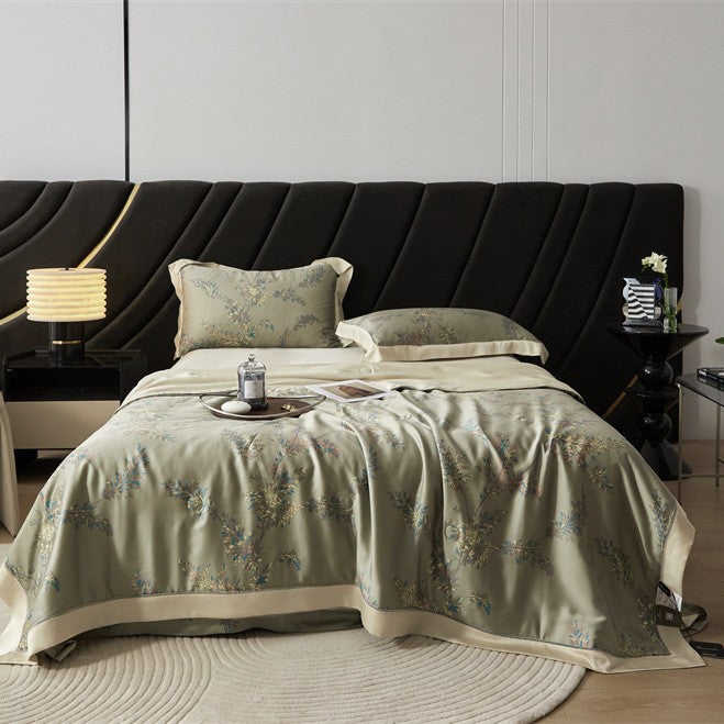 Luxuriöse Satin-Bettüberwurf-Garnitur mit floraler Jacquard-Stickerei Karnz