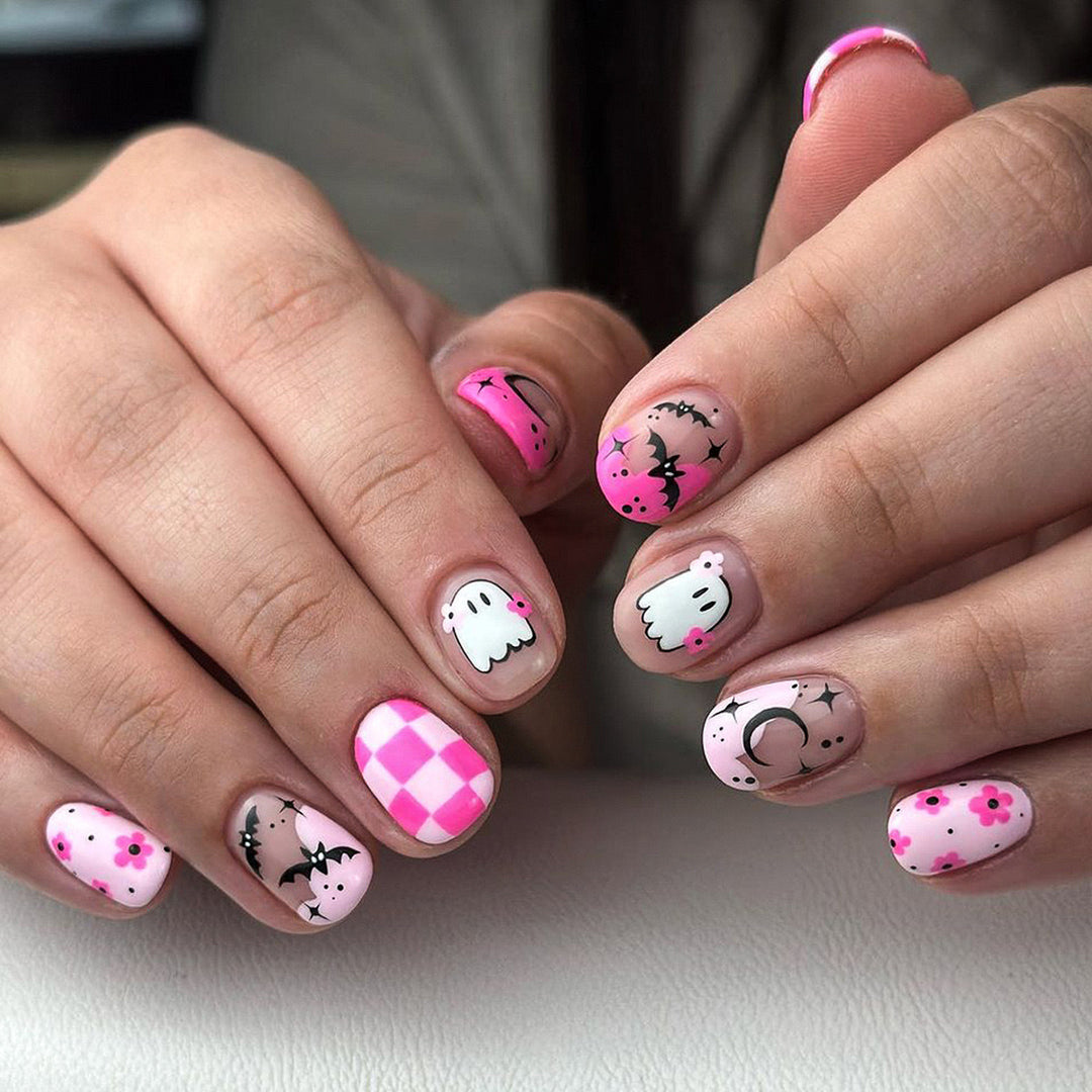 Kreative Nagelkunst mit Halloween-Motiven Karnz